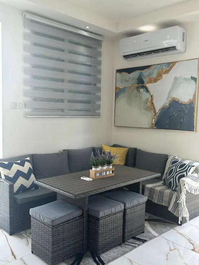 Acogedor Apartamento Familiar Con Piscina. Boca Chica Apartment